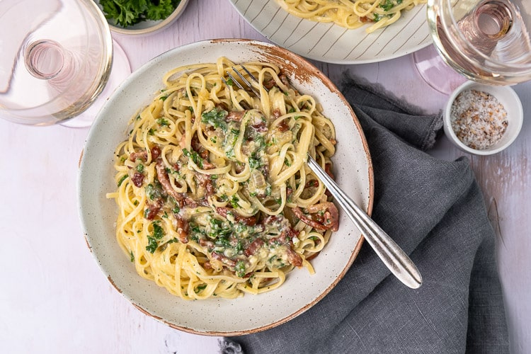 spaghetti carbonara recept